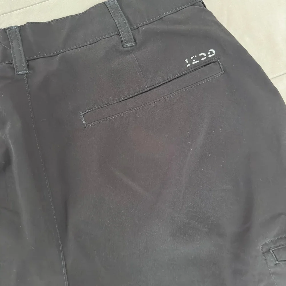 IZOD Golf Shorts Mens 32 Black Classic Fit Stretch Zip Pockets Resort Travel